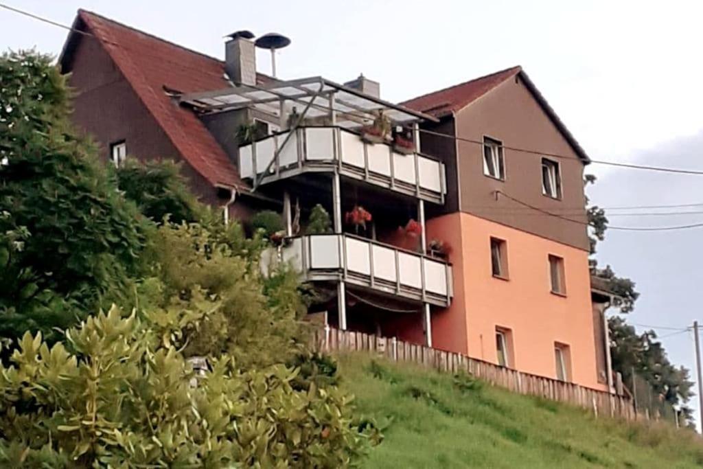 Schoene Und Ruhige Ferienwohnung In Ottendorf Зебниц Екстериор снимка